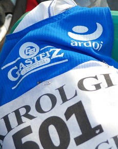 El Ardoi sigue dejando la piel allá donde va.