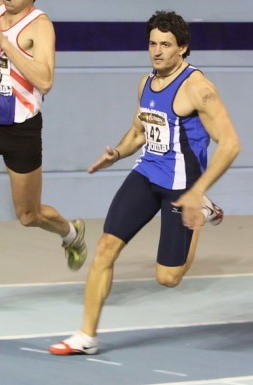 Félix Diaz, dándolo todo en su serie de 200 m.